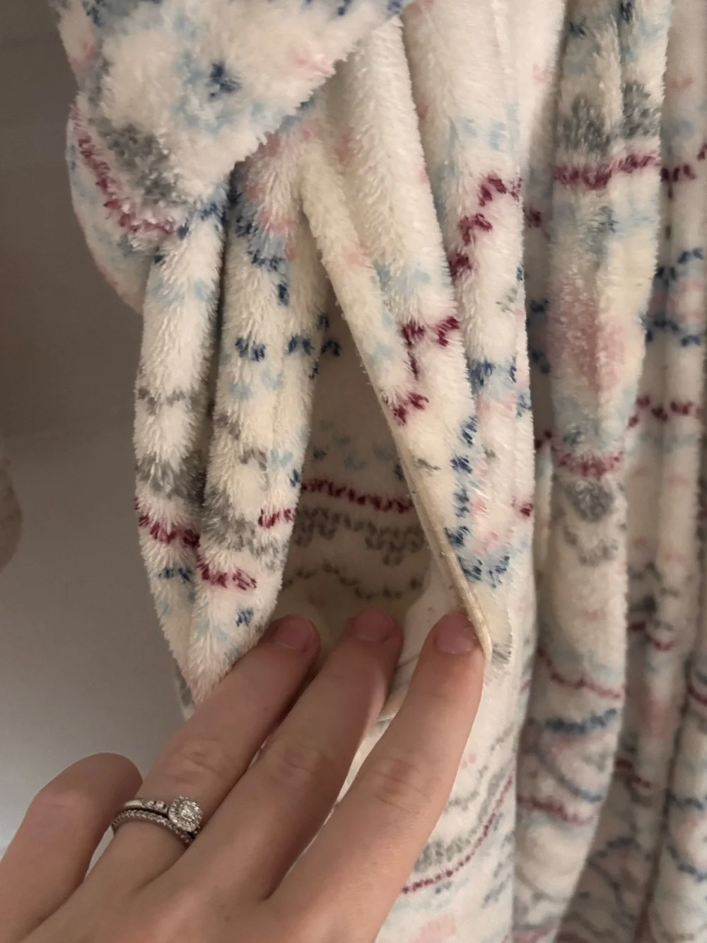 Secret Treasures Cream Plush Robe with Pastel Heart & Fair Isle Print
